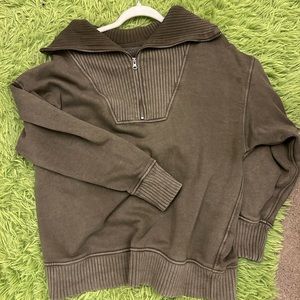 Aerie zip up top, olive green color, size small, slightly worn
